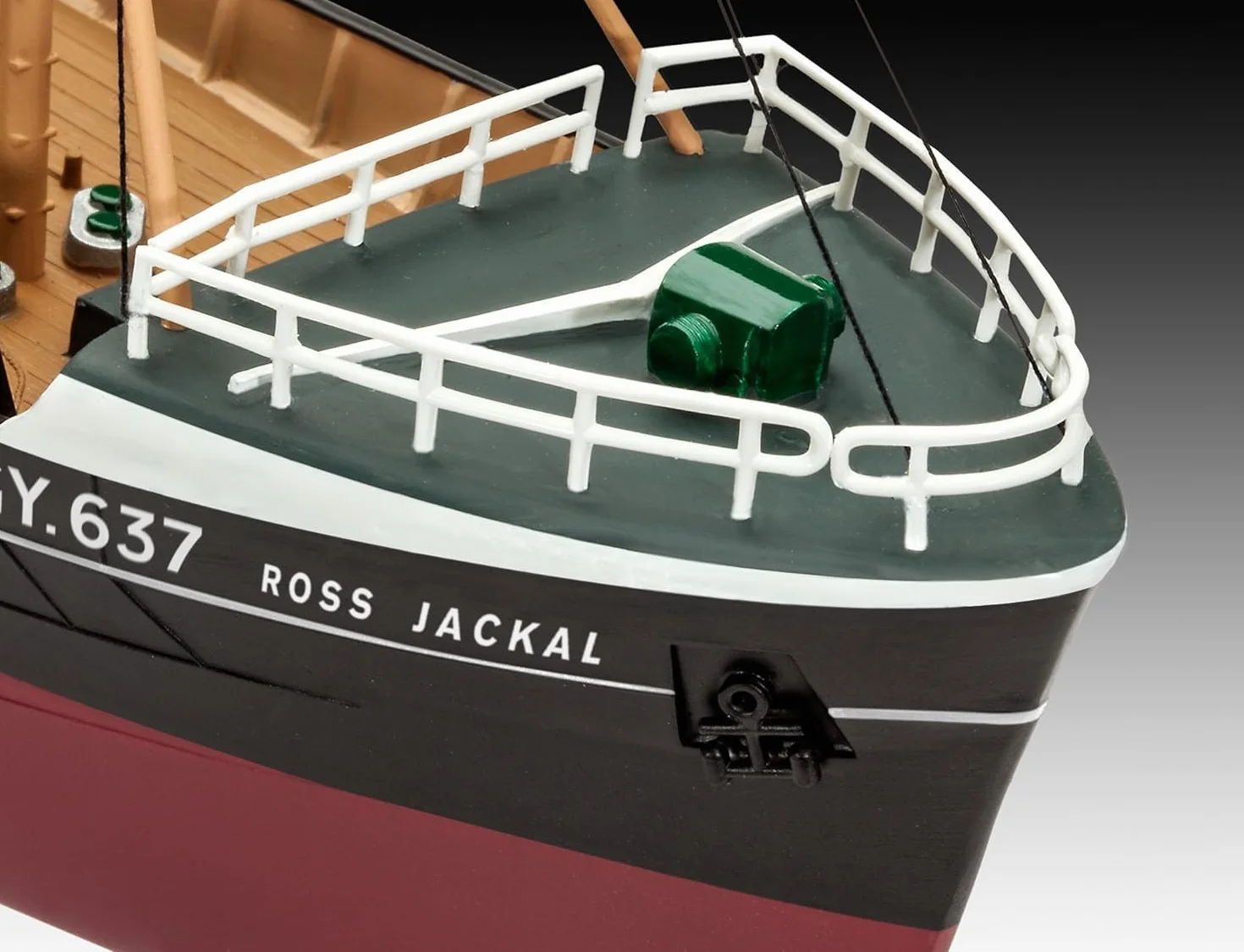 Revell North Sea Trawler Kit 05204 Scala 1:142