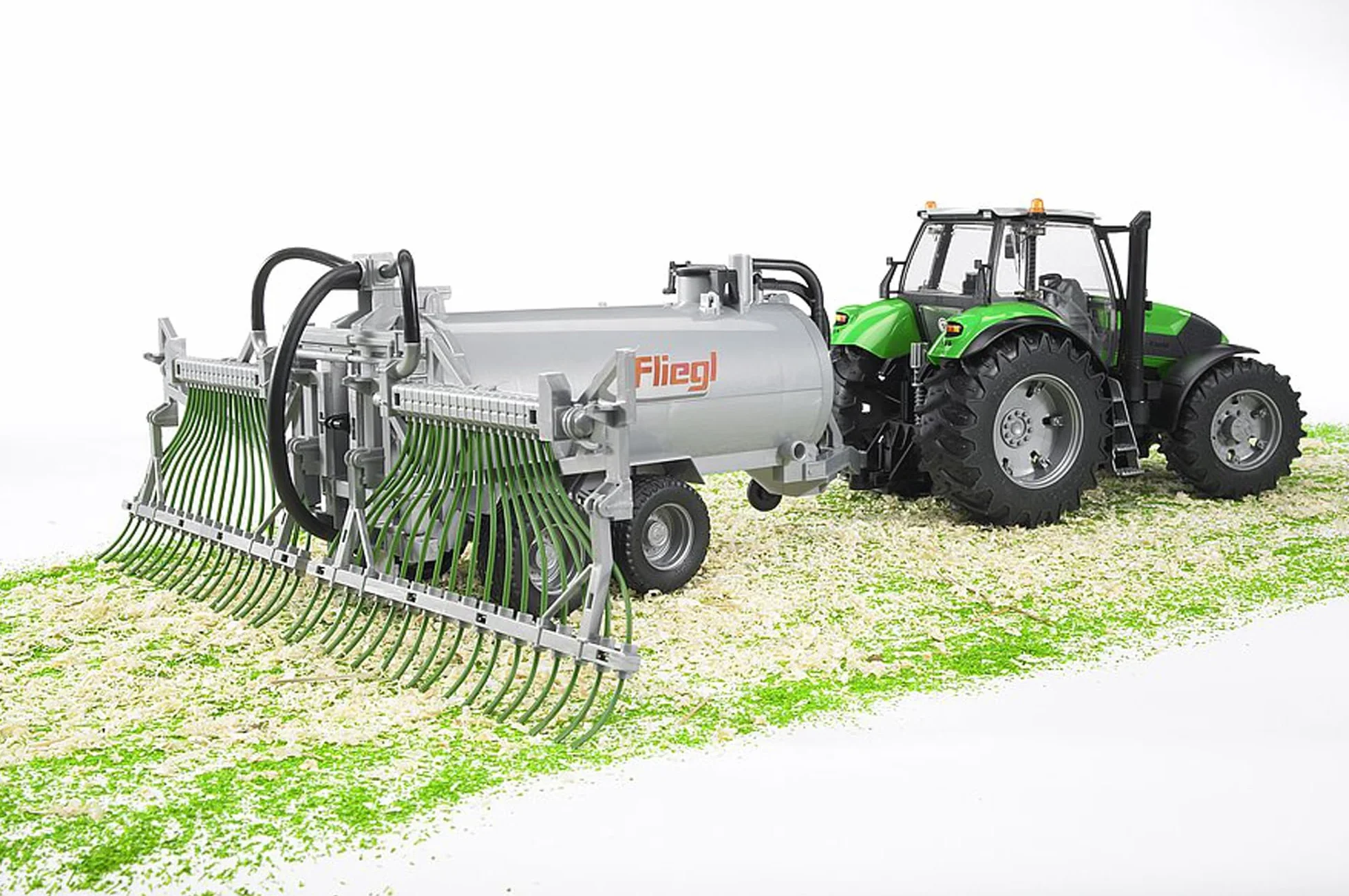 bruder 02020 - Rimorchio a botte Fliegl con distributore di tubi di trascinamento - 1:16 cisterna per liquami, cisterna per liquami, botte odel, botte per acqua, fattoria, agricoltura, rimorchio, accessori per trattori