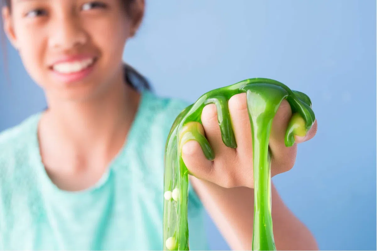 Desire Deluxe Kit Slime Fai da te Slime Lab Set completo Gioco Scienza per bambini età 4 5 6 7 8 9. Laboratorio Slime Ingrediente attivatore. Attività educativa per bambini e bambine - Idea regalo