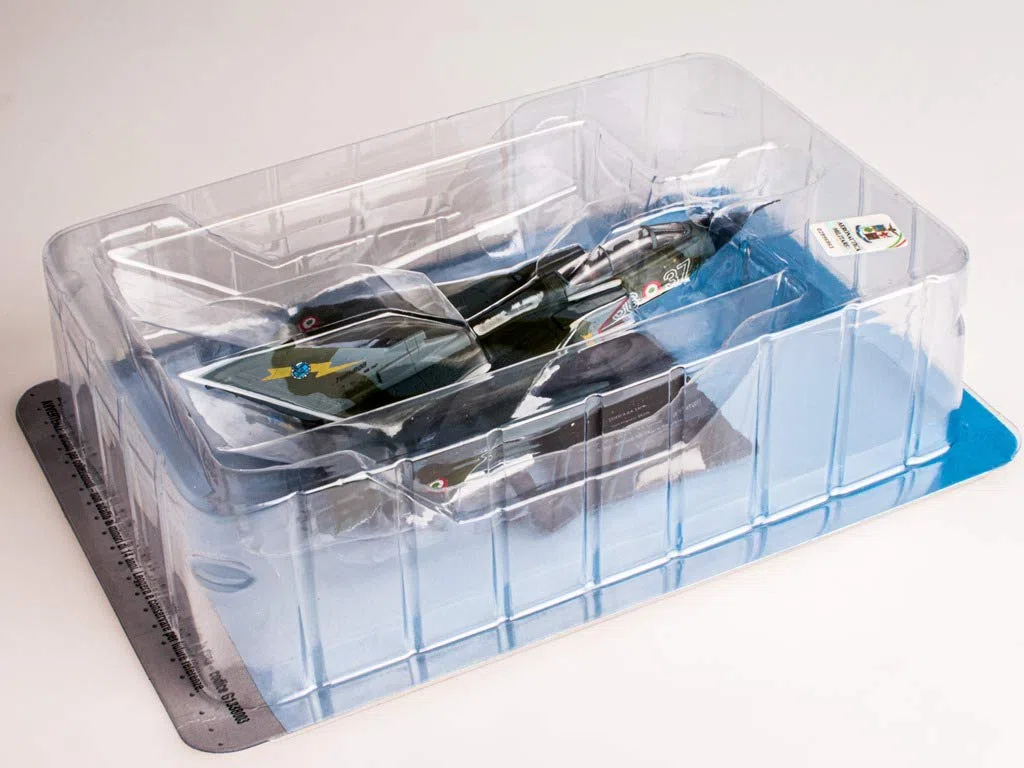 OPO 10 - Aereo da Caccia Militare 1/100 Tornado IDS Militare Italiana 1990 - CP03