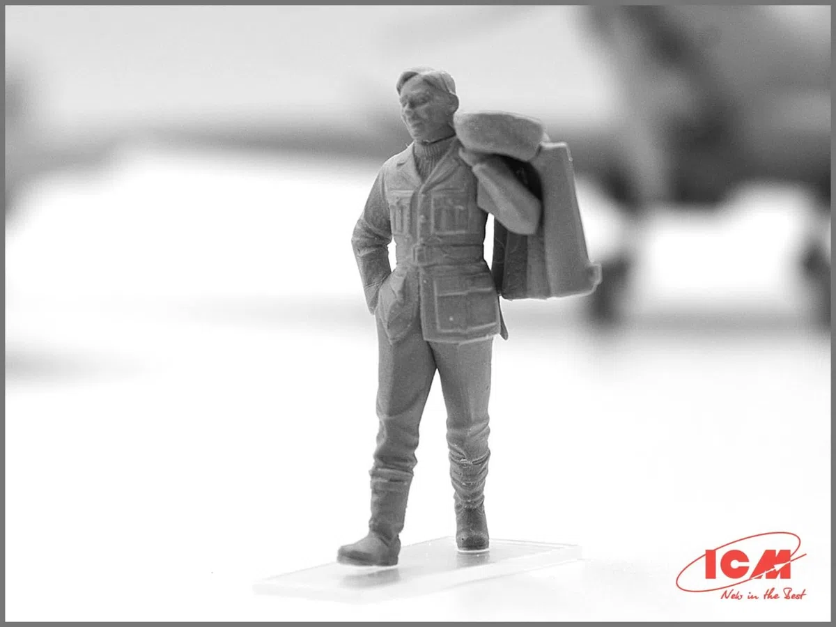 ICM 48081 - RAF Pilots und Ground Personnel, 1939-1945, colore: Nero