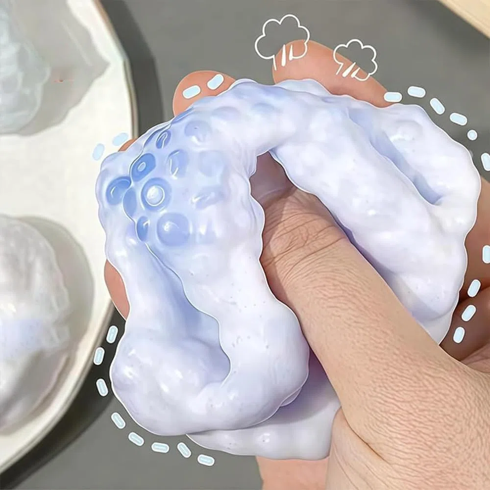 Palle Di Stress Crocante, Palle Squishy Della Pelle Di Ghiaccio Rimbalzo Lento, Fidgets Squishy Piccoli Fidget Giocattoli, Crocante Lenta Rimbalzo Stretta Formabile (4pcs ABCD)