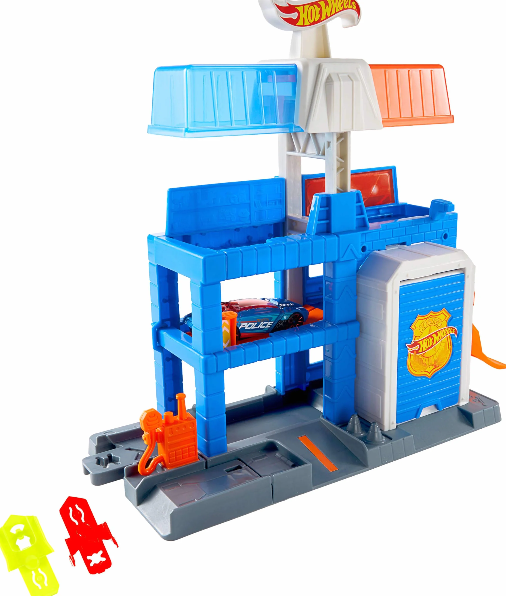 Hot Wheels - Torre di Polizia, set espandibile a tre piani con veicolo della polizia incluso, pista collegabile con sistema Speed Snap completa di rampe e deviatori, 3+ anni, JHL74