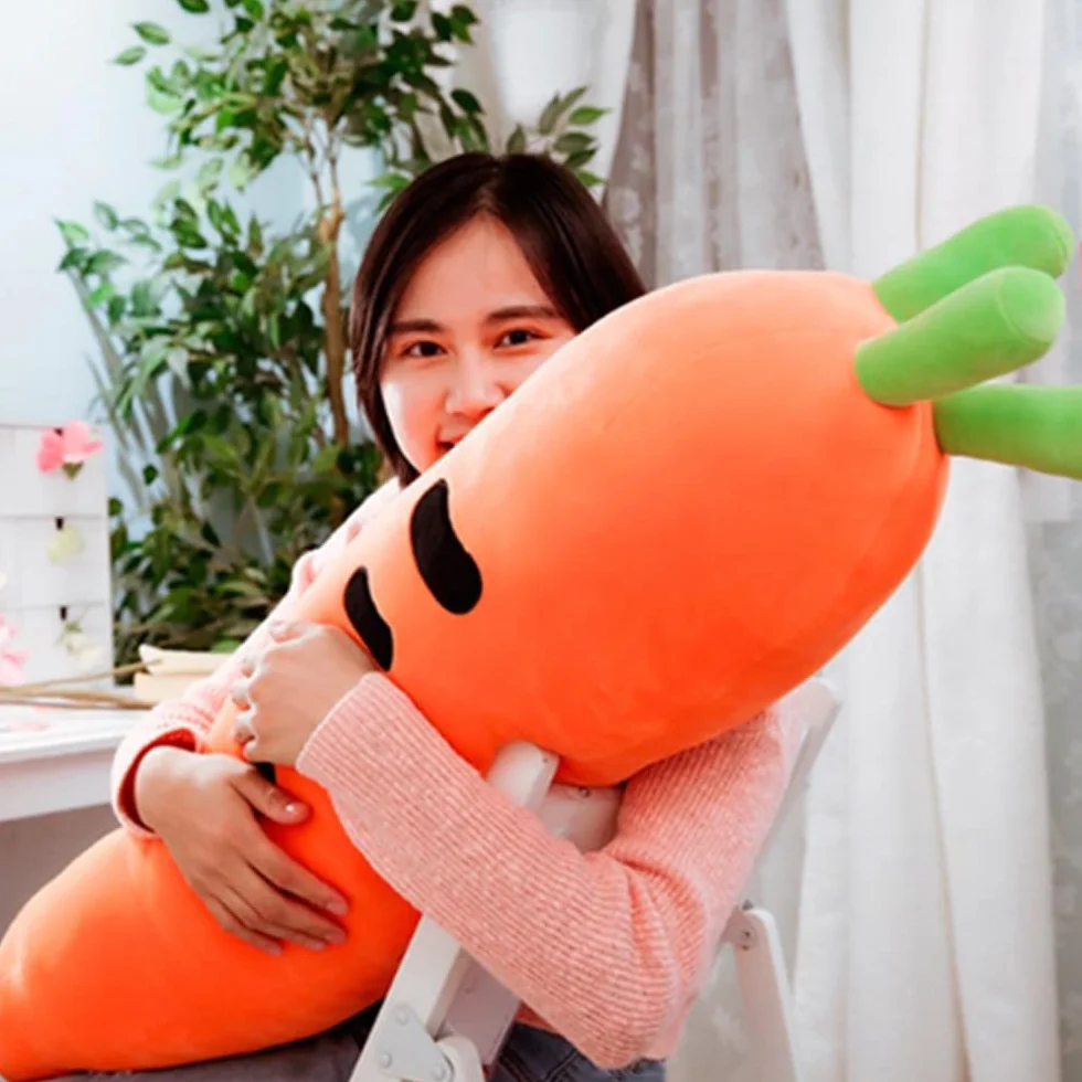 OUKEYI Cuscino da abbracciare a forma di carota, 60 cm, a forma di carota, morbido giocattolo a forma di carota, per bambine e ragazze, Arancione