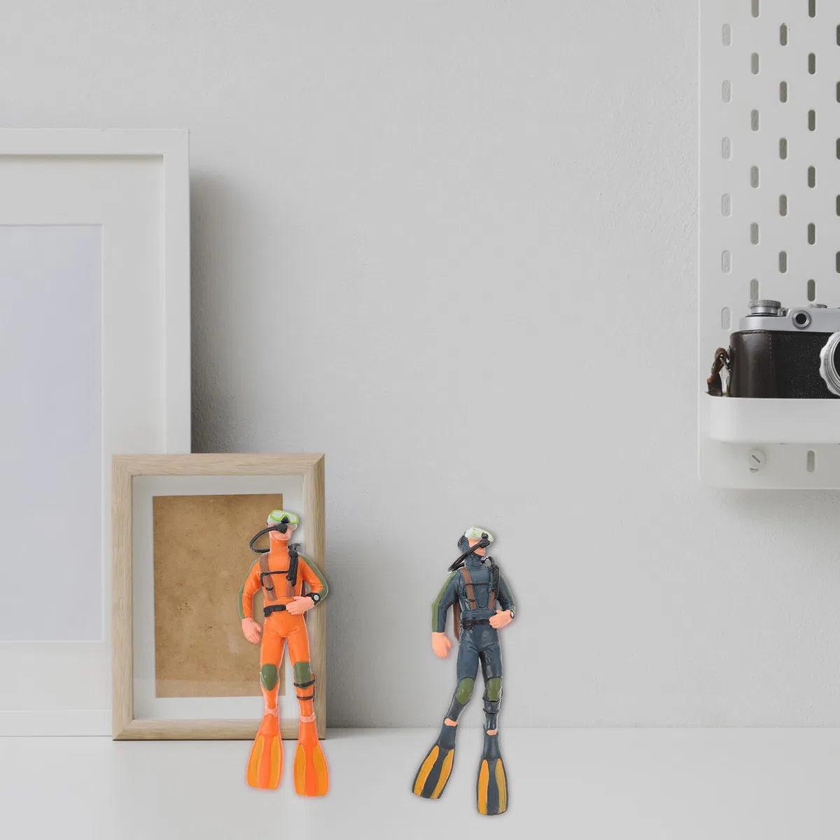 Gadpiparty 2 Pezzi Modello Ridotto Persone Figure Di Subacquei Realistici Nuotatori Sottomarini Figure d'azione Statuetta Avventuriero Immersione per Diorama Layout Tavolo