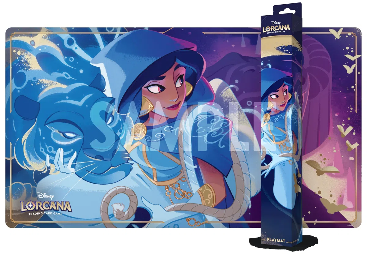 Ravensburger - Disney Lorcana TCG: Set 10 Whispers In The Well | Tappetino Mtg Per Carte Con Dimensioni 61 X 34,3 Cm | Disney Lorcana Con Un Design Unico | Playmat Mtg Per Giochi Da Tavolo Di Qualità