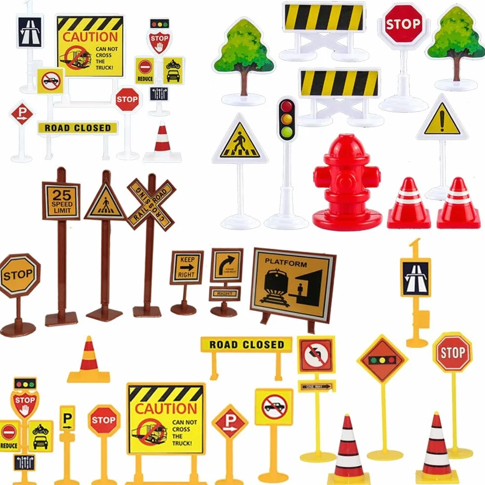 Segnali Stradali Giocattoli - Cartelli stradali Set di Accessori per Veicoli e trenini,41 Pezzi Segnaletica Stradale Playset - Bambini insegnare Le Regole del Traffico I Giocattoli