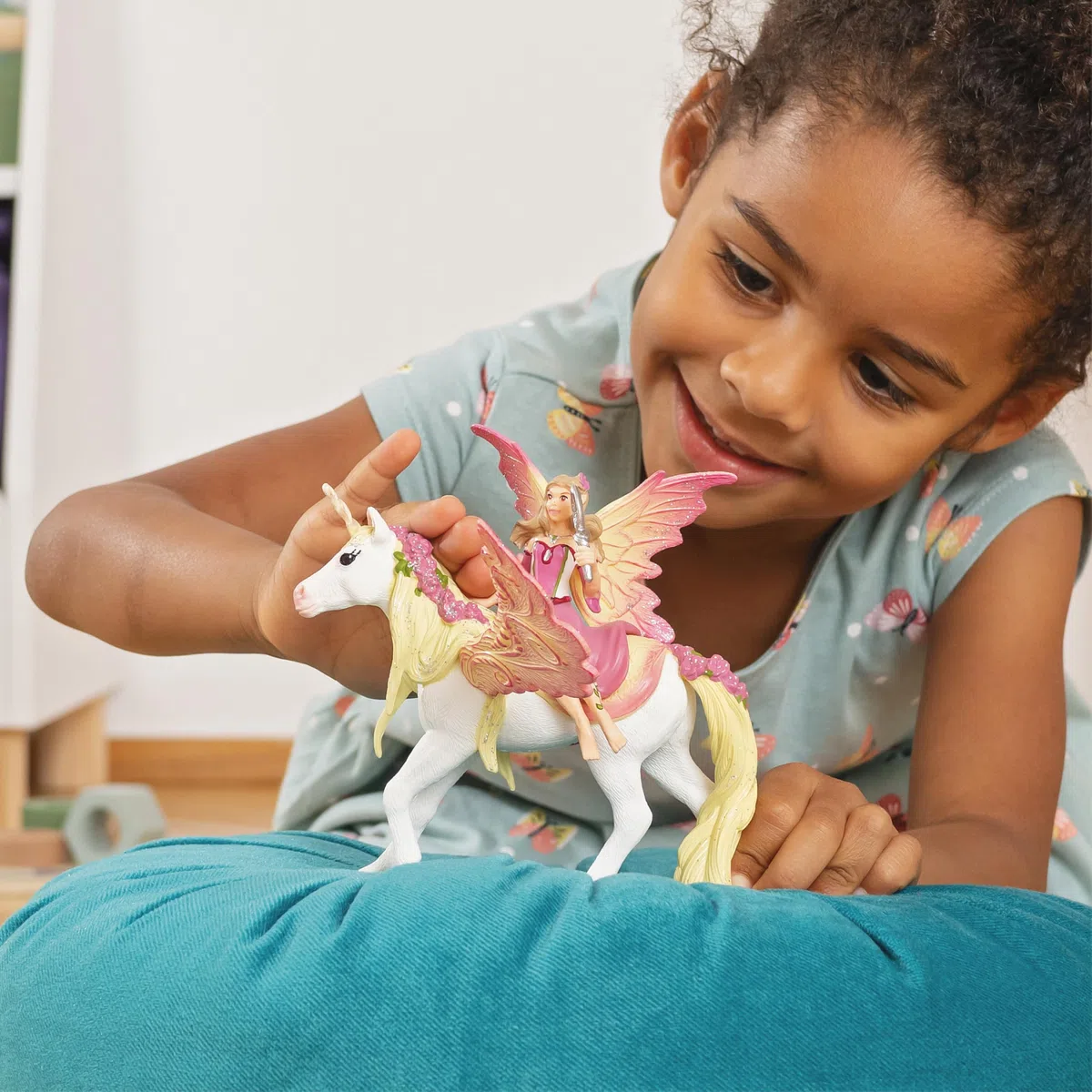 schleich BAYALA | Fata Feya con Unicorno Pegaso 70568 | fata con specchio e unicorno con magnete | regalo per bambine e bambini | decorazione e figure da collezione dai 5 anni | set da 3 pezzi