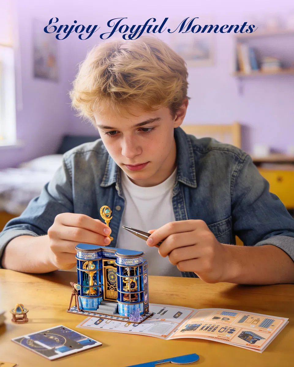 Rolife Casa delle Bambole Mini Negozio Casa in Miniatura in Legno Book Nook Kit Modellismo da Costruire Adulti Decorazione d'Interni Regalo di Compleanno per Adulti (Negozio di Astronomia)