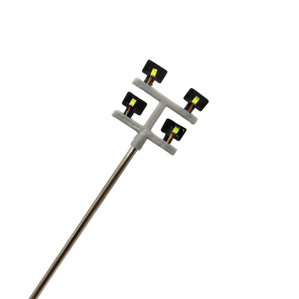 4 PZ Ho Modello in Scala Torre di Illuminazione, Luci della Torre Modello Luci Layout Lampione per Treno/Giardino/Giochi/Stadio