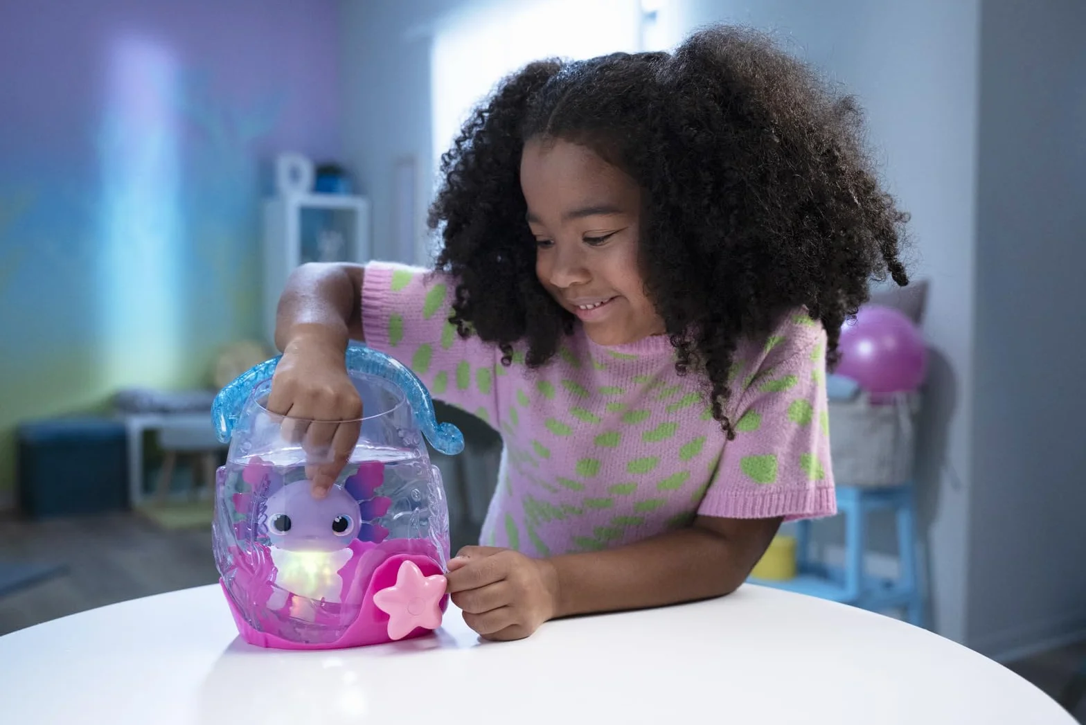 Animagic - Acquario Axolotl - Trasporta Il Tuo Axolotl Flessibile e Luminoso - per Bambini dai 4 Anni - Gioco Sensoriale e Interattivo - Premi la Stella per Interagire con Il Tuo Animale Luminoso