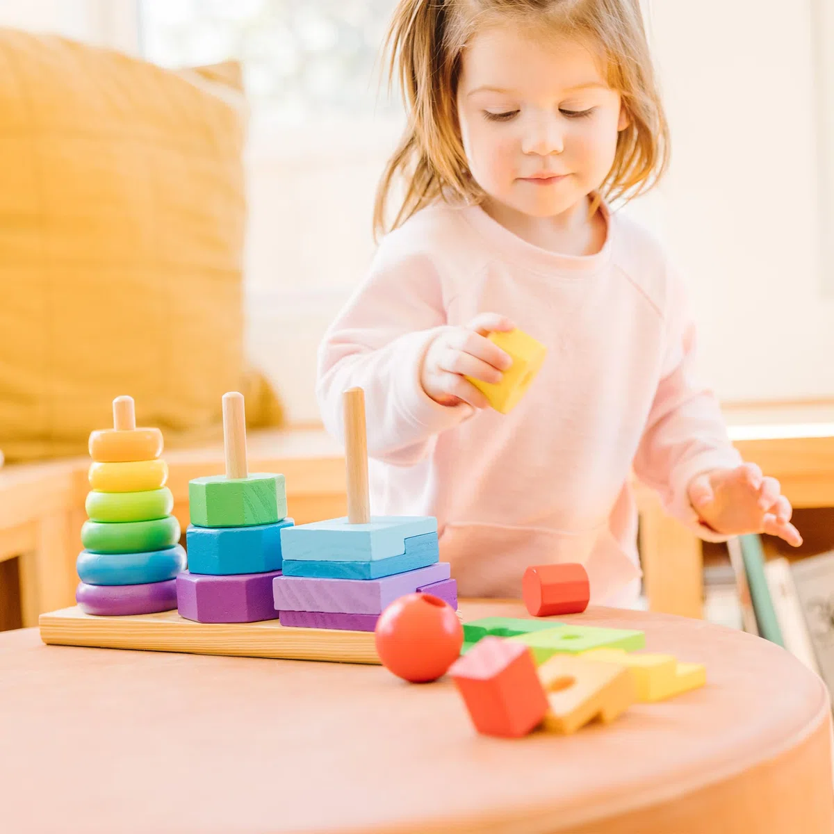 Melissa & Doug Impilatore Geometrico - Giocattoli per lo sviluppo, Giocattolo di Legno Impilabile per Bambini, Gioco Montessori, Regali per Bambino e Bambina, 2+ Anni