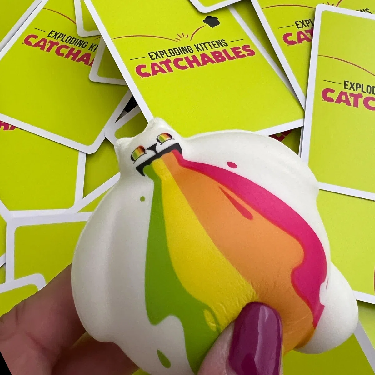 Asmodee - Catchables, Un gioco di carte dai creatori di Exploding Kittens, 8+ Anni, 2+ Giocatori, Edizione in Italiano