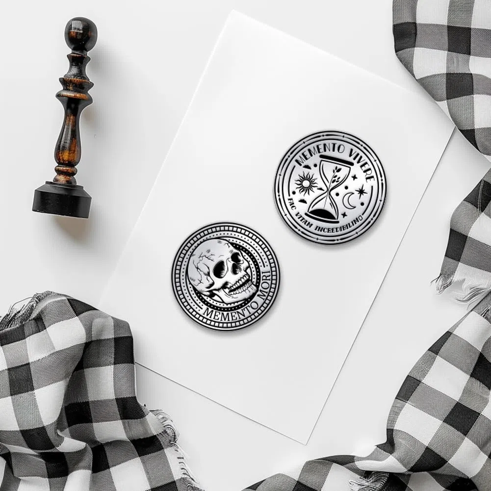 UNICRAFTALE Memento Mori Monete, clessidra, teschio, monete sfida, medaglioni, medaglioni per lo stoicismo quotidiano, meditazione, stoicismo, regali