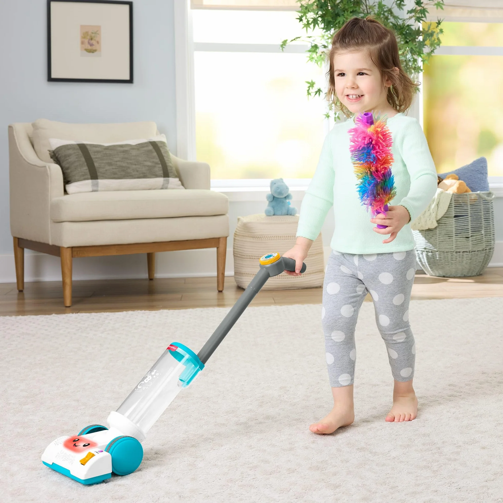 Fisher-Price - Aspirapolvere Ridi & Impara, Giocattolo con spolverino Rimovibile, 45 Canzoni, luci e Frasi per Imparare divertendosi, Versione Italiano +UK+FR+DE, 2+ Anni, JMM33