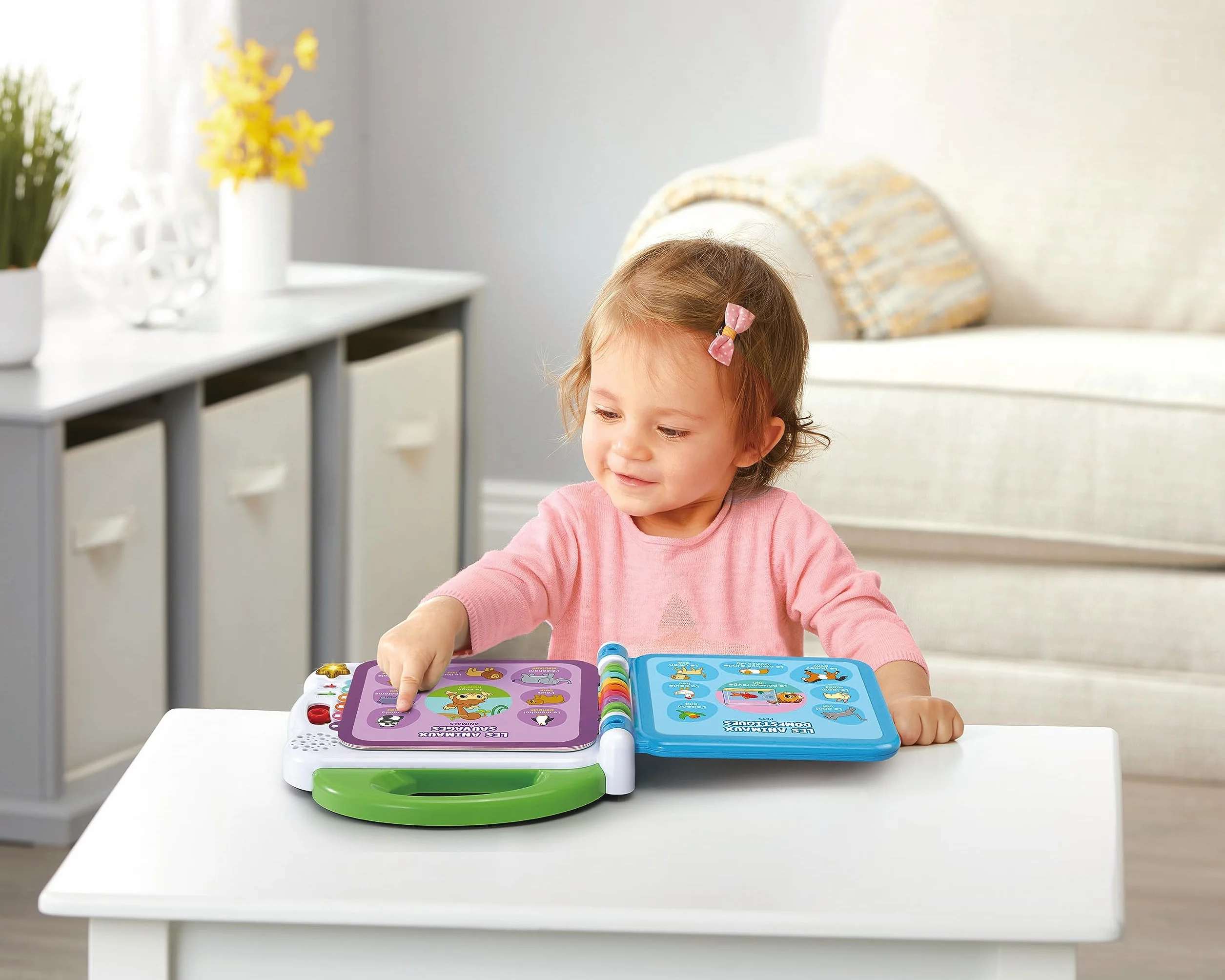 VTech Il Mio Primo Libro Illustrato - Le Mie Prime 100 Parole, Libro Bilingue Sensoriale per Bambini, Lingua Italiana e Inglese, Gioco Neonato con 3 Modalità, Batterie Incluse, 18 Mesi - 4 Anni