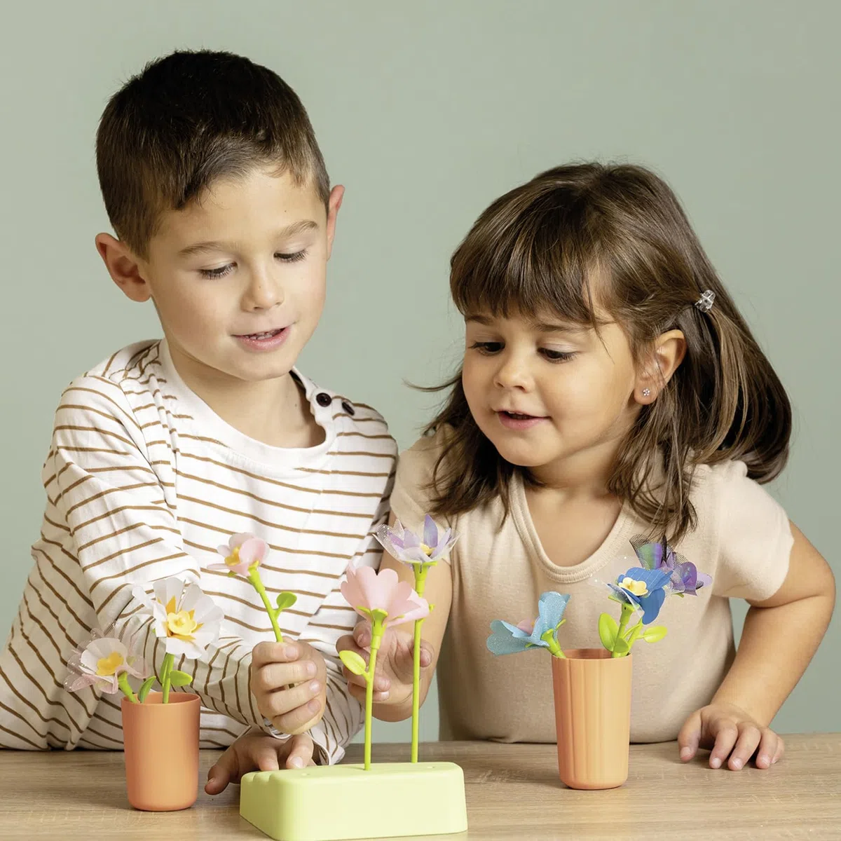 Smoby - Flower Market Set Refill, 7600350408, Ricarica 16 Fiori, +3 Anni