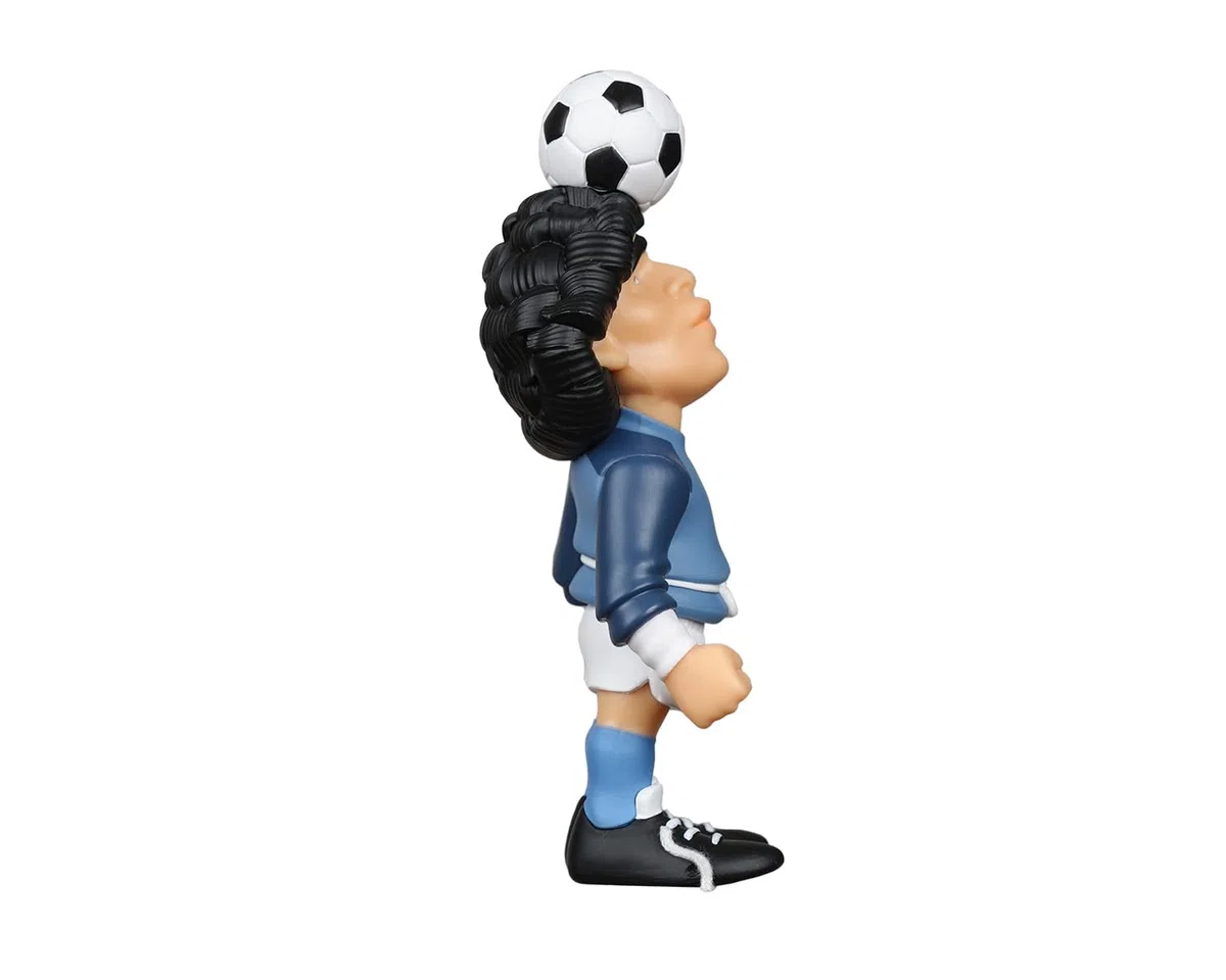 BANDAI - Minix Figura da collezione 12 cm - Maradona Riscaldamento "Life is Life" - Collezionabili per esposizione - Idea Regalo - Giocattoli per Bambini E Adulti - Fan di Calcio (MN20768)