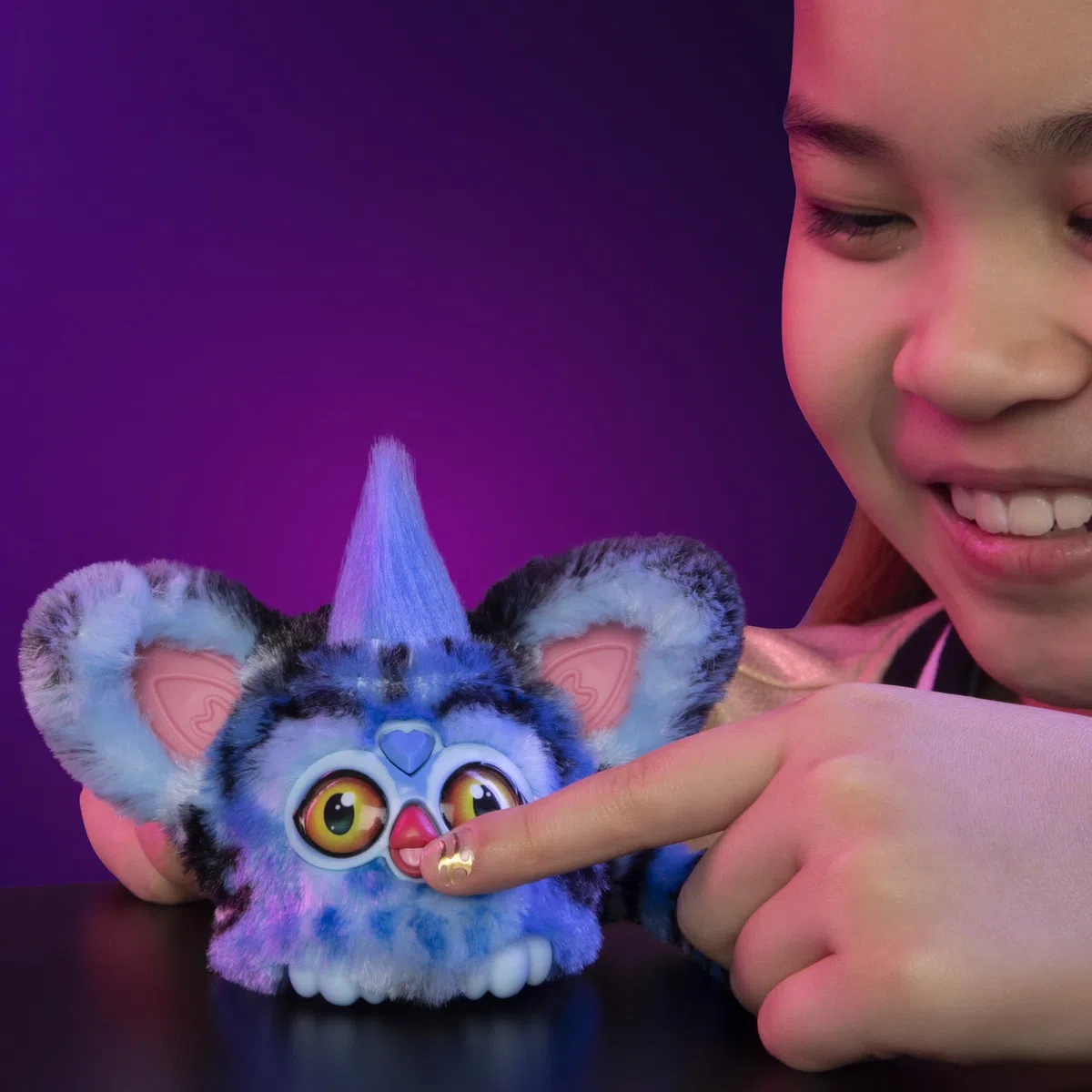 Furby Furblets, KPOP Demon Hunters, Derpy la Tigre, Mini Giocattolo Peluche elettronico da 7,6 cm collezionabile