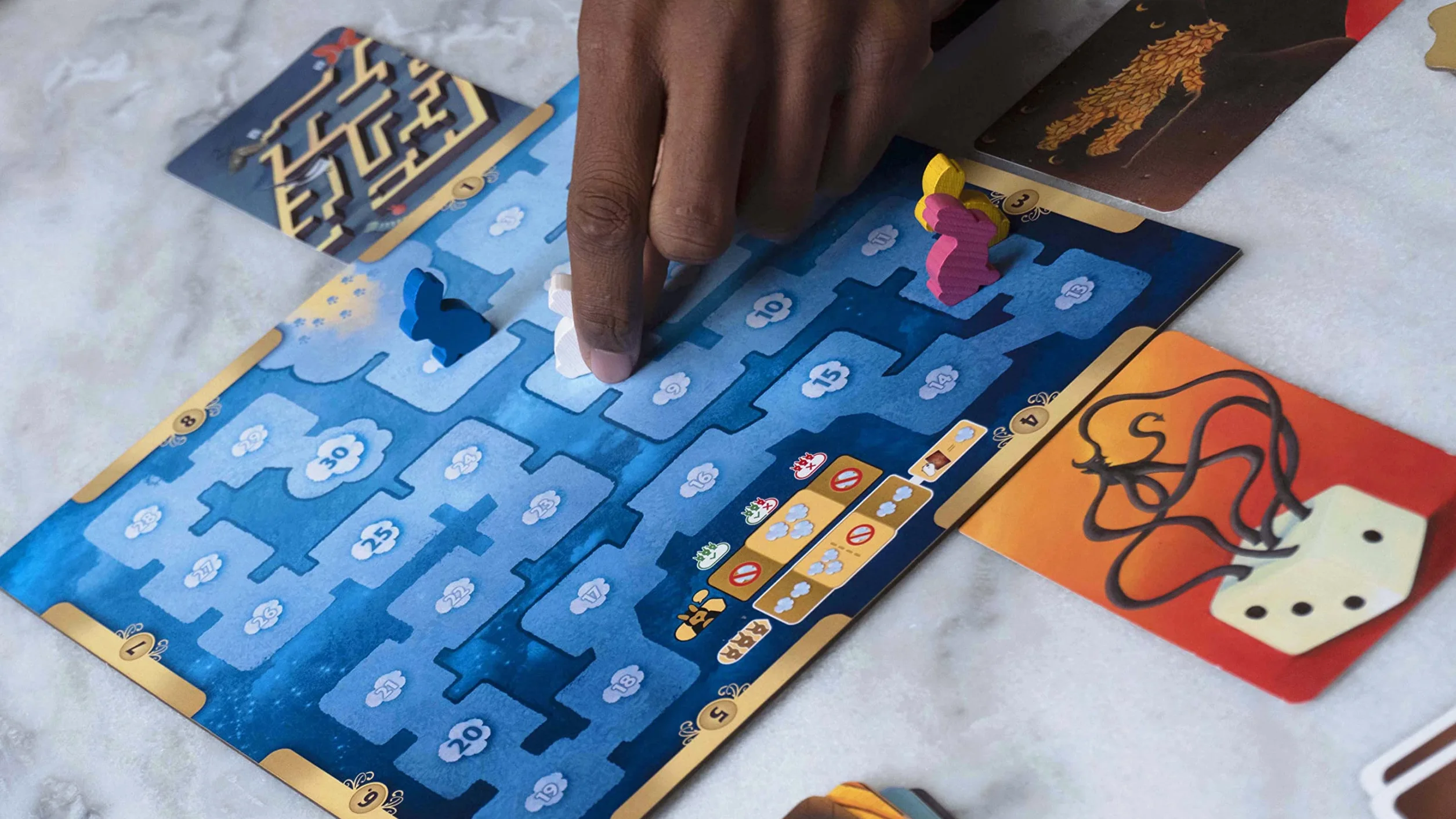 Asmodee Dixit Gioco da Tavolo Immaginazione Fantasia 3-8 Giocatori 8+ Anni Edizione Italiano