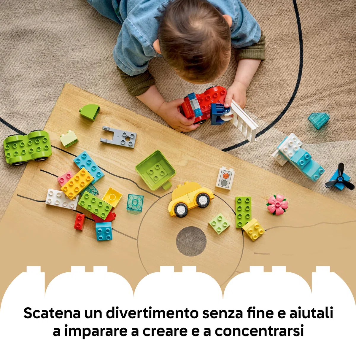 LEGO DUPLO Veicoli Creativi - Gioco Didattico e di Ordinamento con Macchine, Camion e Elicottero Giocattolo - Set per la Motricità Fine - Regalo per Bambini e Bambine da 1 Anno in su - 10474